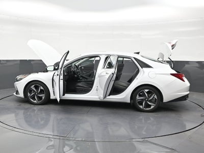 2022 Hyundai Elantra Limited
