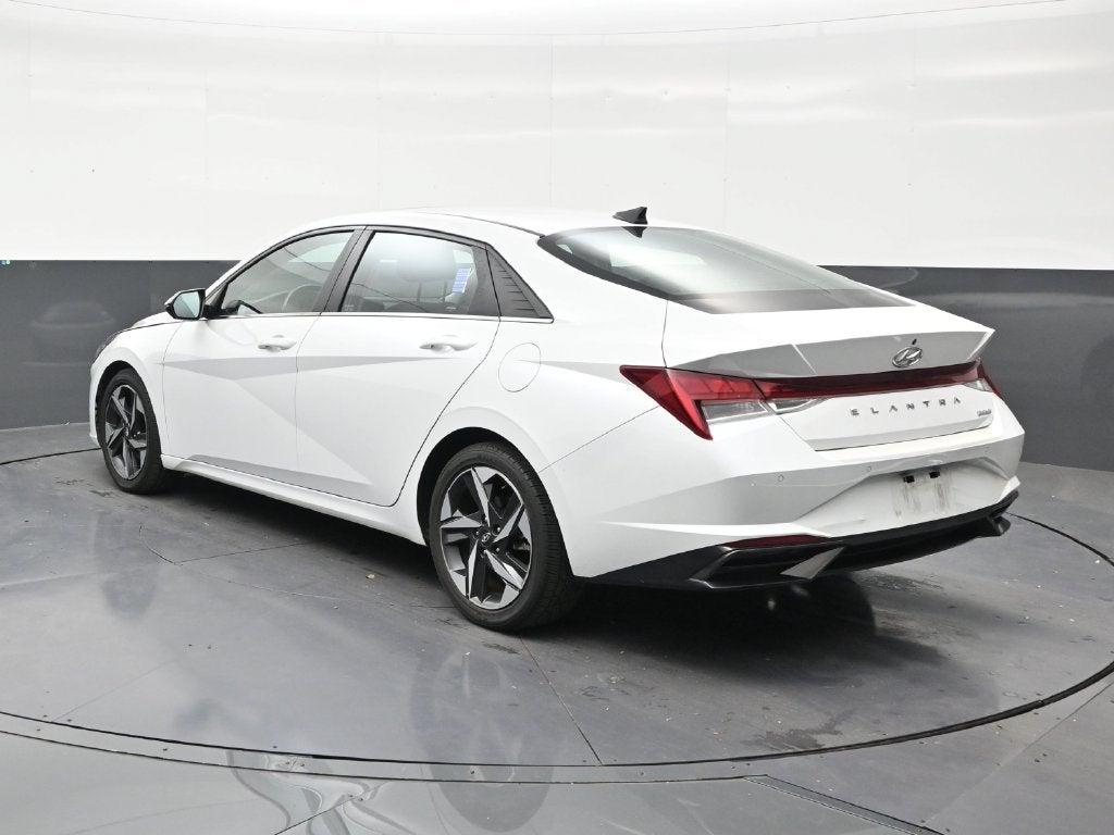2022 Hyundai Elantra Limited