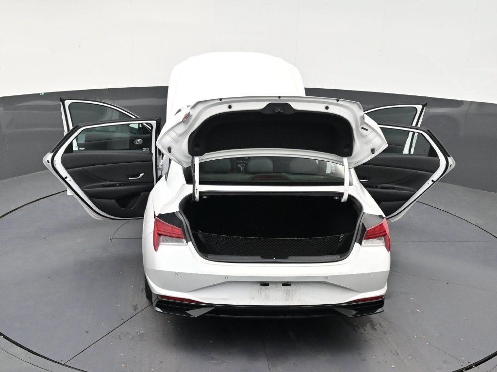 2022 Hyundai Elantra Limited