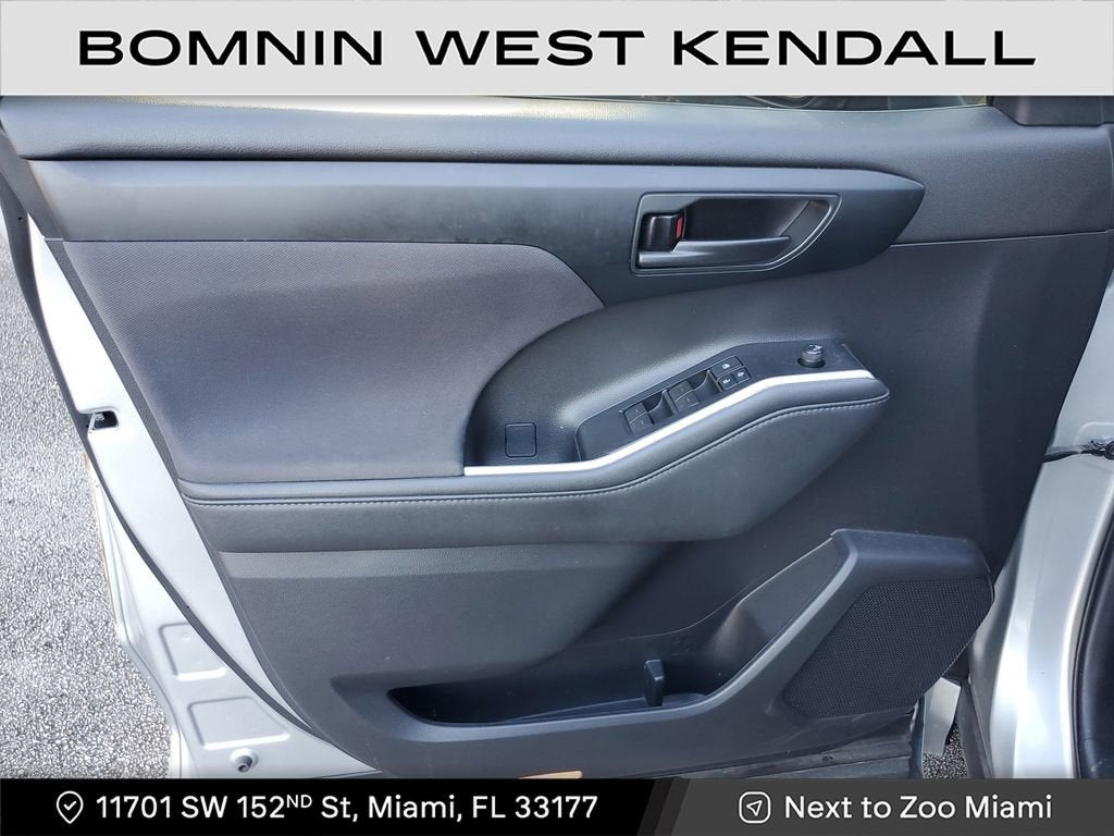 2020 Toyota Highlander L