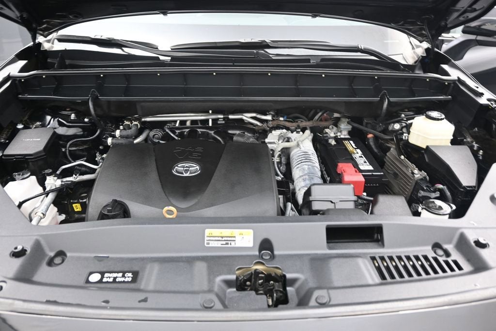 2022 Toyota Highlander L