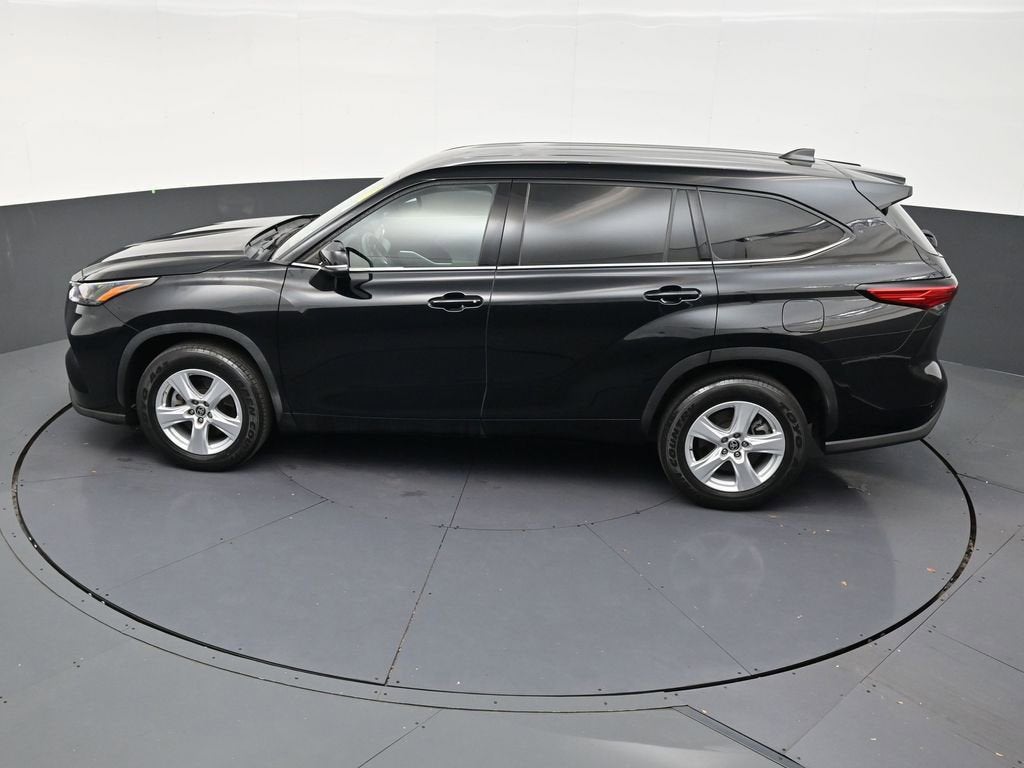 2022 Toyota Highlander L