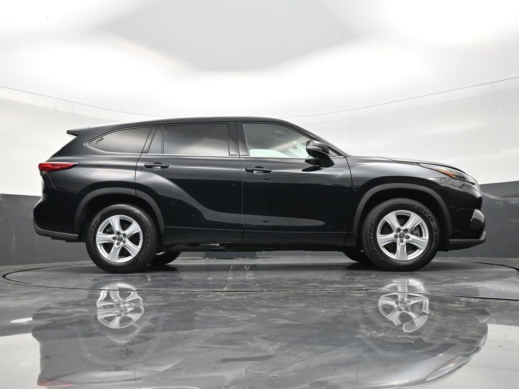 2022 Toyota Highlander L