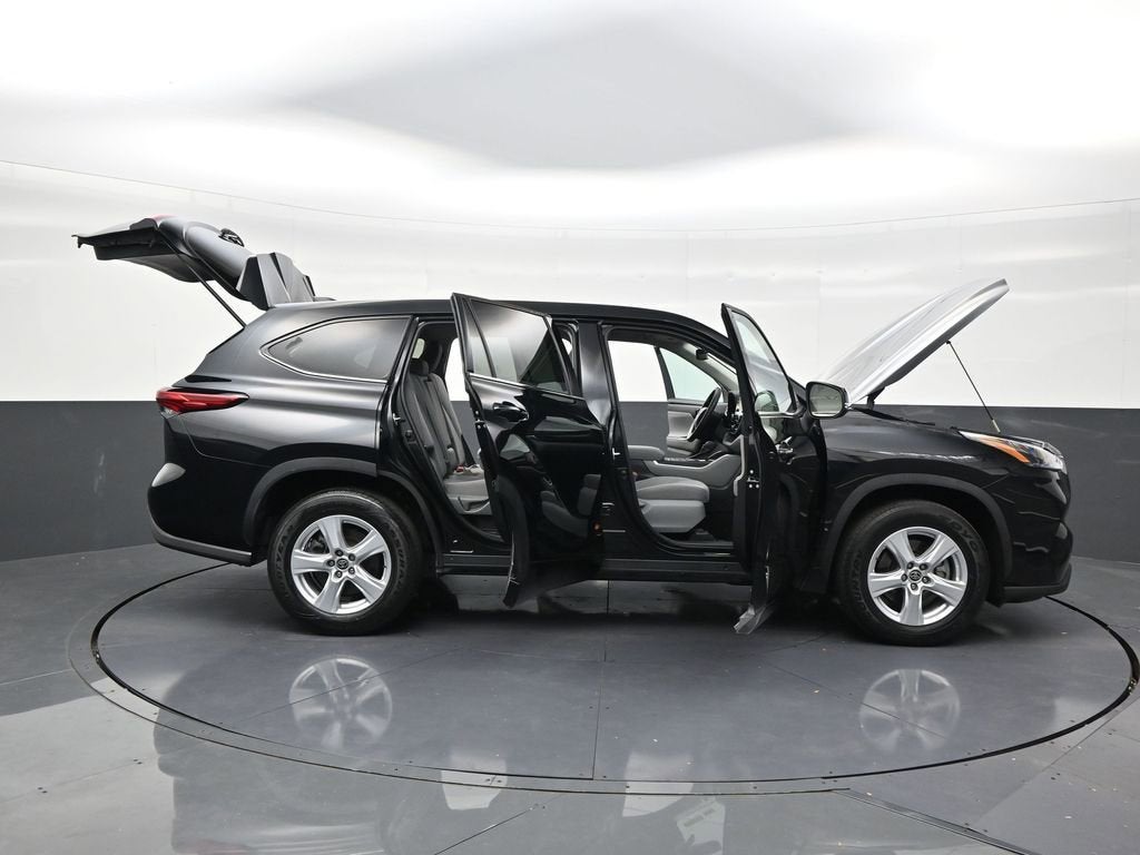 2022 Toyota Highlander L