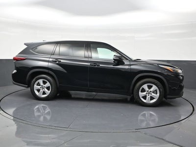 2022 Toyota Highlander L