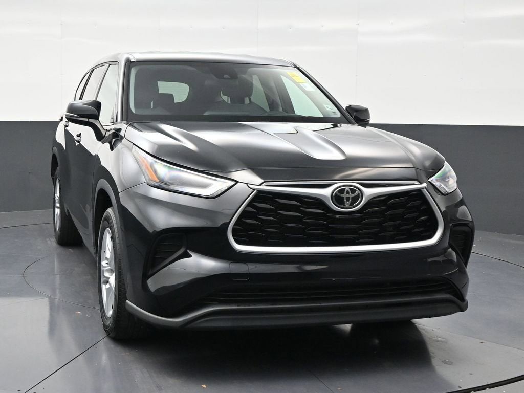 2022 Toyota Highlander L