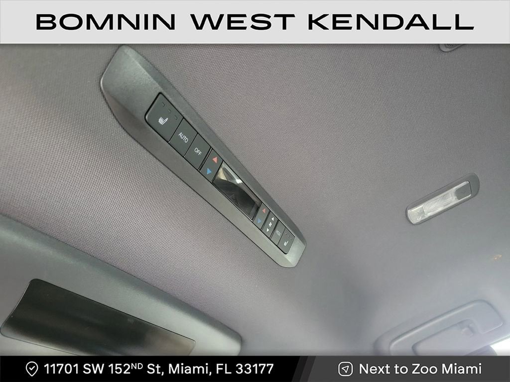 2023 Toyota Sienna Platinum