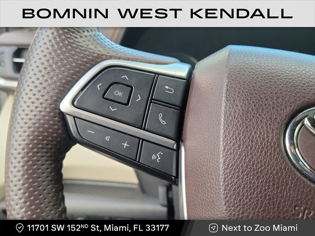 2023 Toyota Sienna Platinum