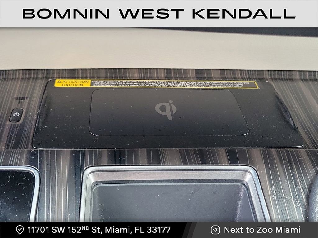 2023 Toyota Sienna Platinum