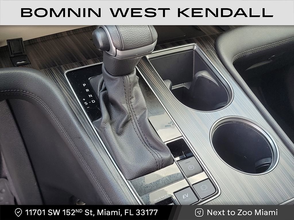 2023 Toyota Sienna Platinum