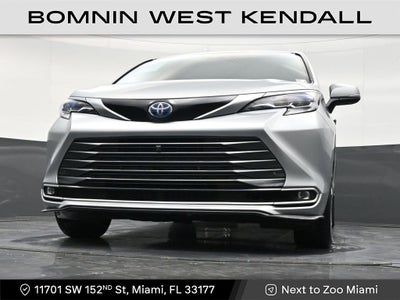 2023 Toyota Sienna Platinum