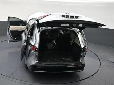 2023 Toyota Sienna Platinum