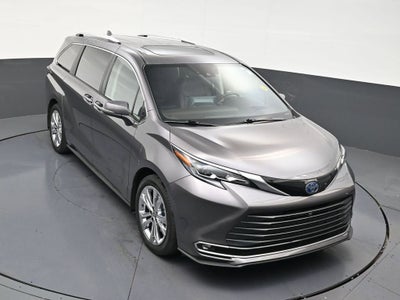 2024 Toyota Sienna Platinum