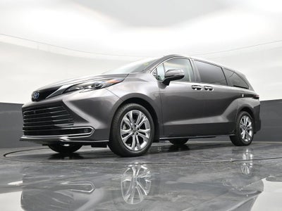 2024 Toyota Sienna Platinum