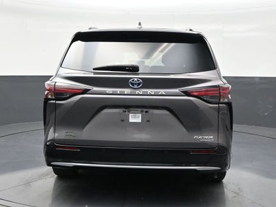 2024 Toyota Sienna Platinum