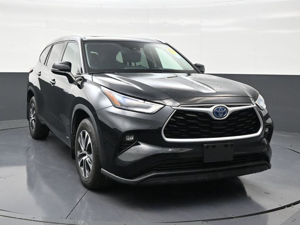 2021 Toyota Highlander Hybrid XLE