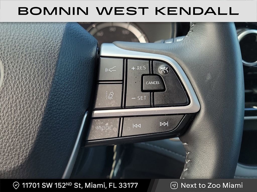 2025 Toyota Highlander LE