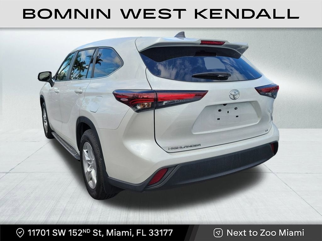 2025 Toyota Highlander LE