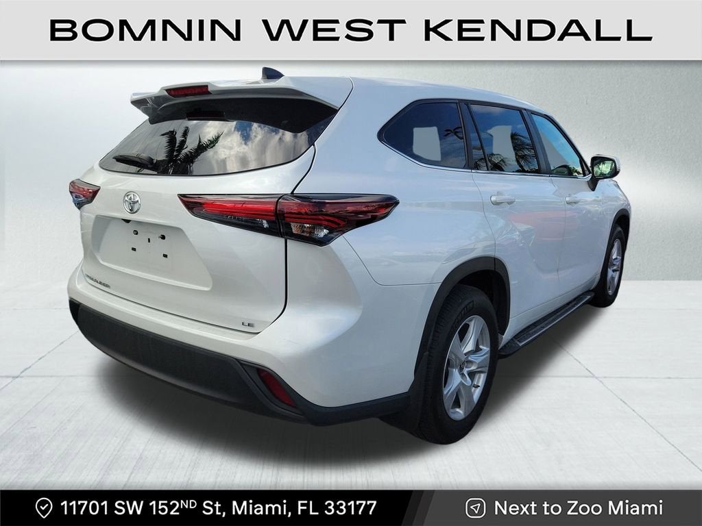 2025 Toyota Highlander LE