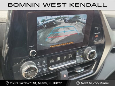 2024 Toyota Highlander LE