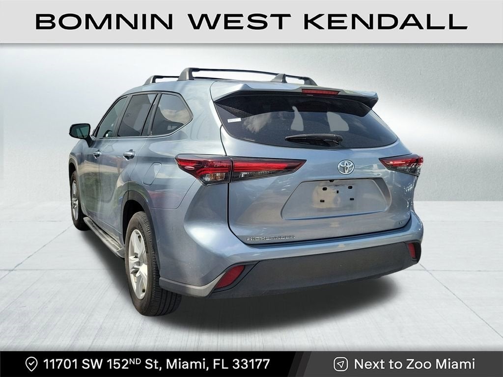 2024 Toyota Highlander LE