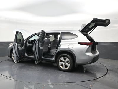 2024 Toyota Highlander LE