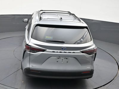 2025 Toyota Sienna XLE