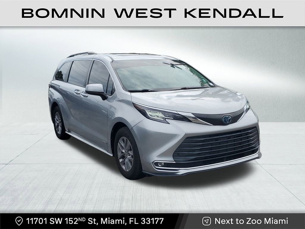 2021 Toyota Sienna XLE