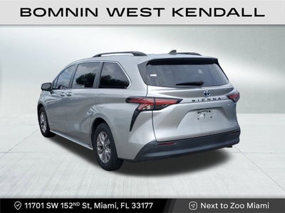 2021 Toyota Sienna XLE
