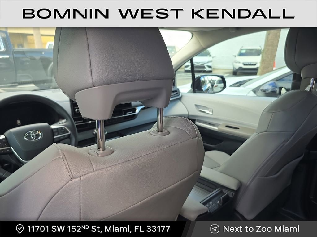 2025 Toyota Sienna XLE