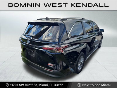 2025 Toyota Sienna XLE