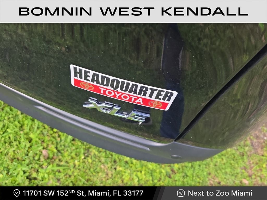 2025 Toyota Sienna XLE