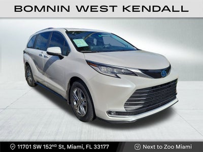 2024 Toyota Sienna Limited