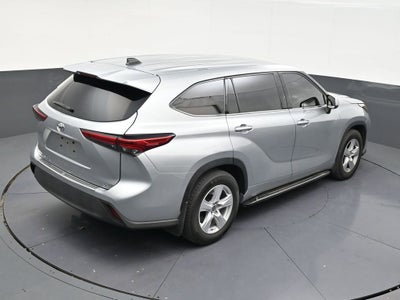 2022 Toyota Highlander LE