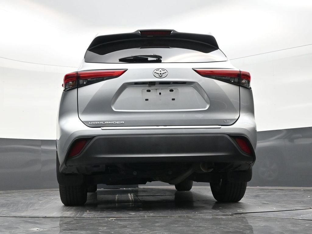 2022 Toyota Highlander LE