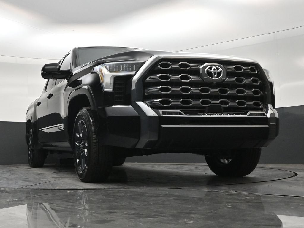 2025 Toyota Tundra Hybrid Platinum Hybrid CrewMax 5.5' Bed