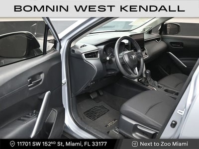 2024 Toyota Corolla Cross LE