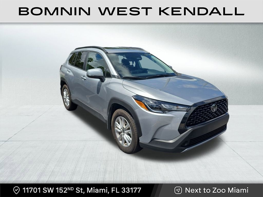 2024 Toyota Corolla Cross LE