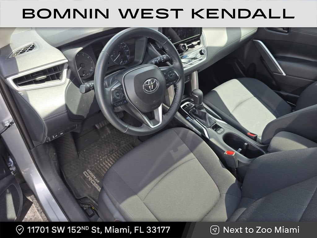 2024 Toyota Corolla Cross LE