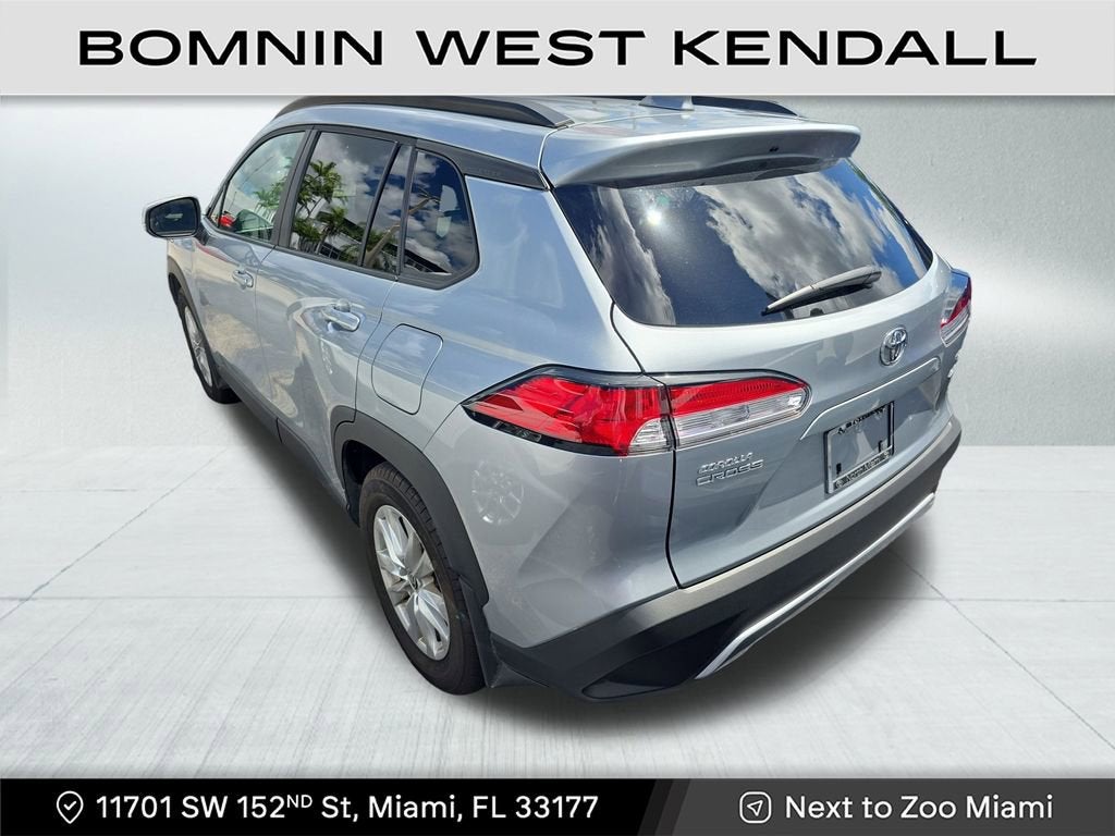 2024 Toyota Corolla Cross LE