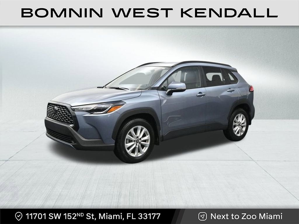2024 Toyota Corolla Cross LE