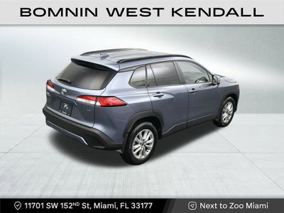 2024 Toyota Corolla Cross LE