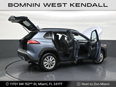 2024 Toyota Corolla Cross LE