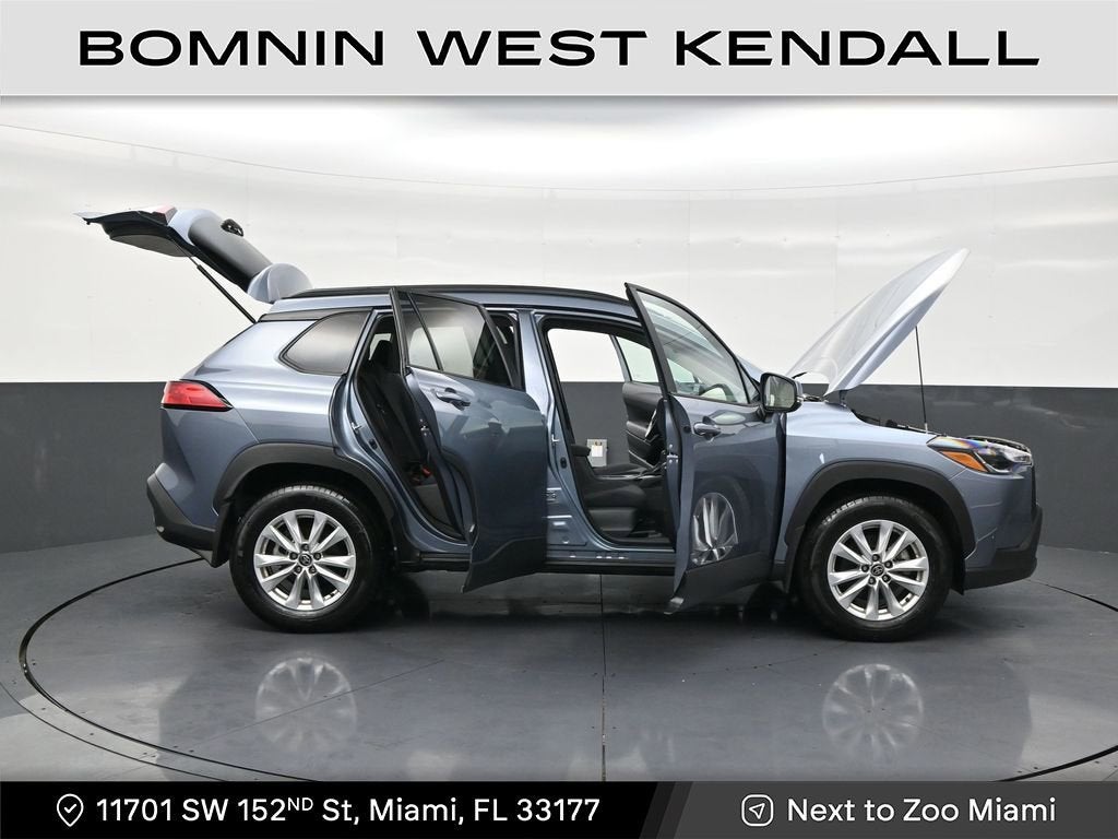 2024 Toyota Corolla Cross LE