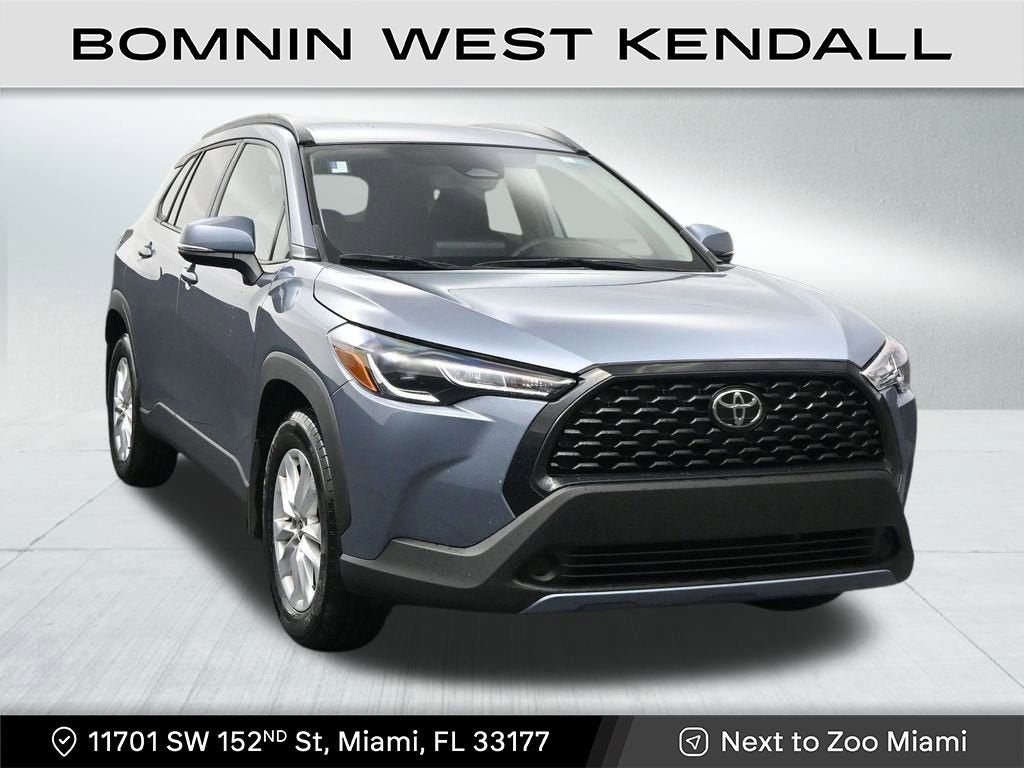 2024 Toyota Corolla Cross LE
