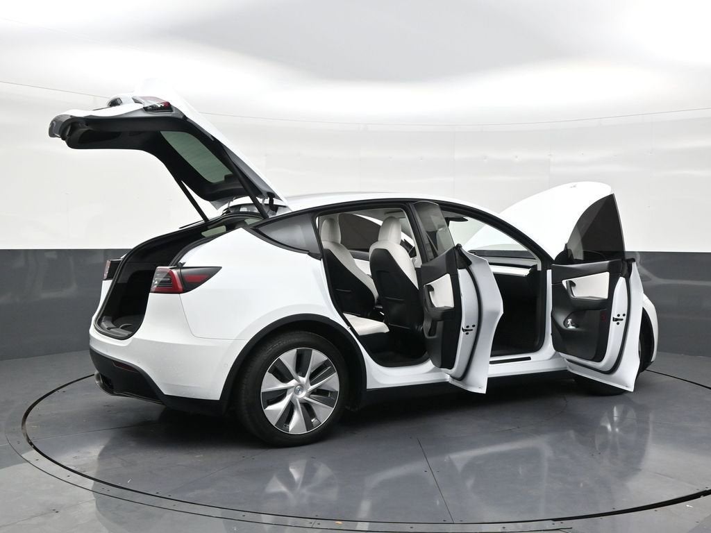 2022 Tesla Model Y Long Range