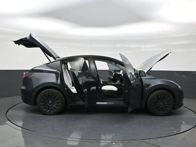 2024 Tesla Model Y Long Range