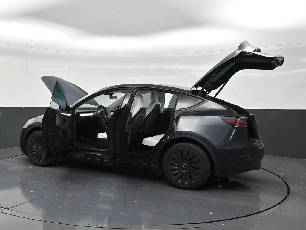 2024 Tesla Model Y Long Range