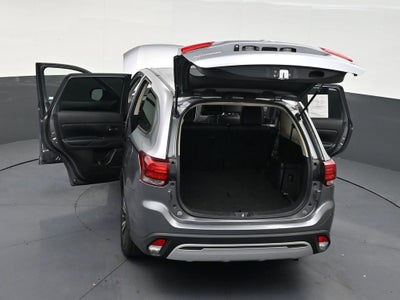 2020 Mitsubishi Outlander SE