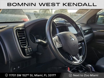 2020 Mitsubishi Outlander SE